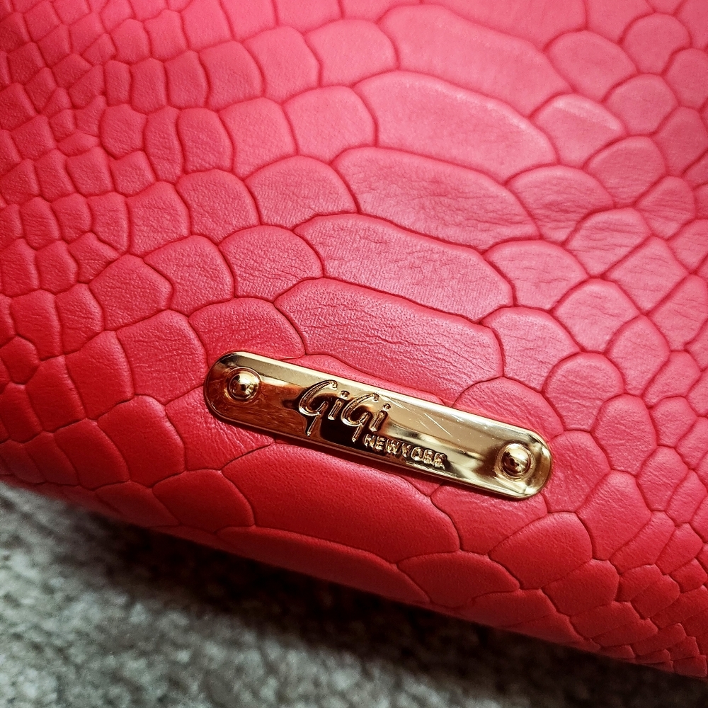 Wristlet / Clutch - Picture 8 of 11